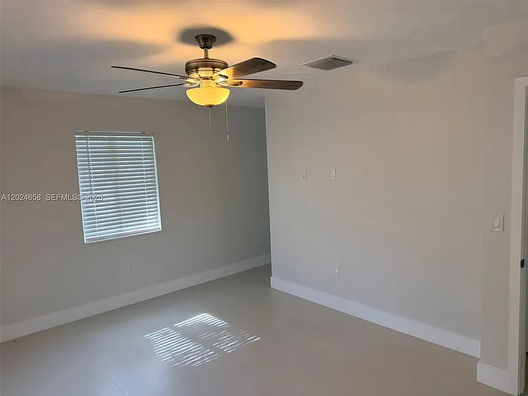1185 NW 100th St — Photo 9