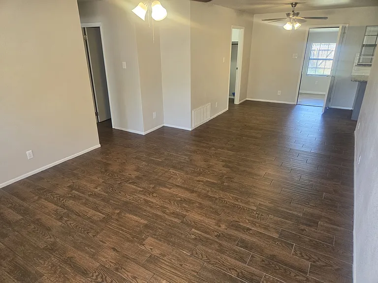 612 Christine St — Photo 11