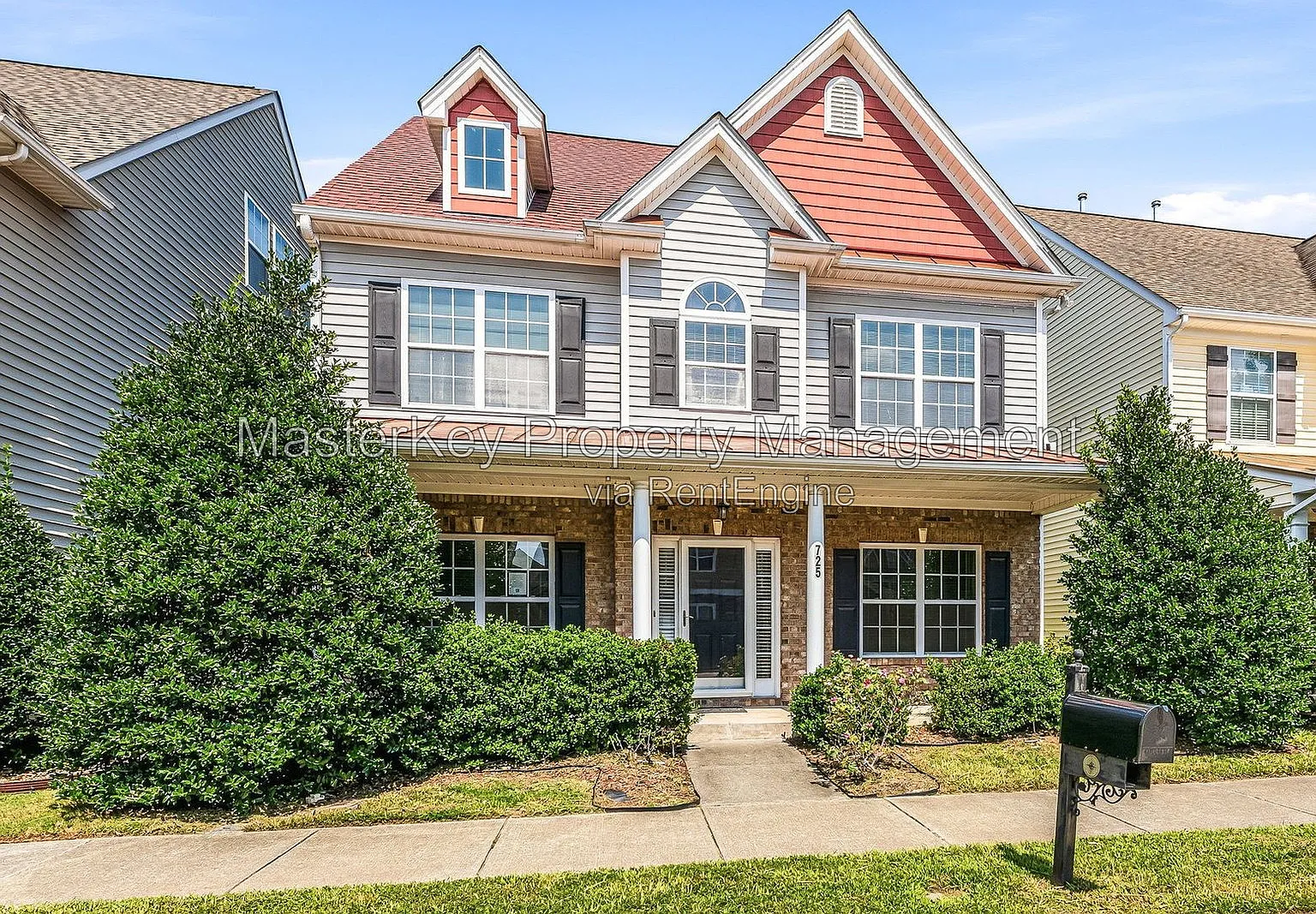 4 bed, 4.0 bath, 2715 sqft, $2,595 — Photo 1