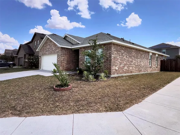 8400 Hawkview Dr, Fort Worth, TX 76179