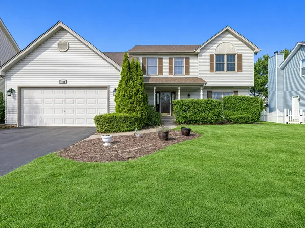 3730 Baybrook Dr, Aurora, IL 60504