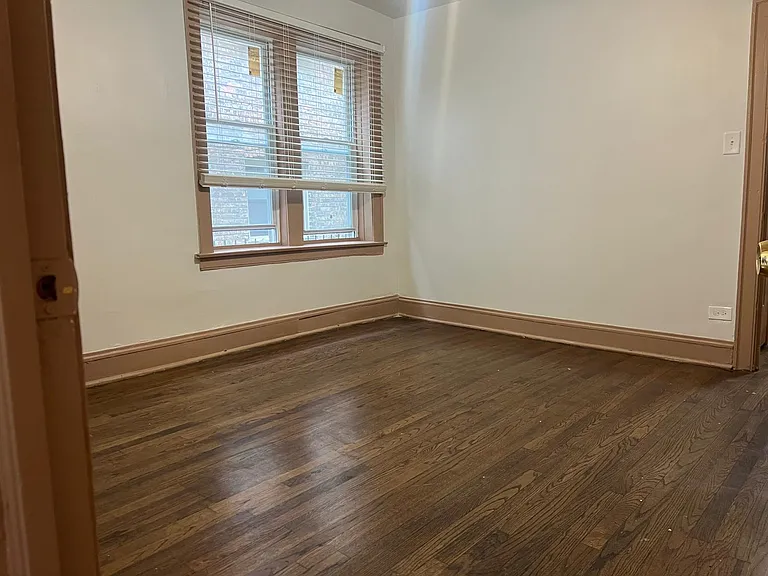 8253 S Maryland Ave #1 — Photo 28