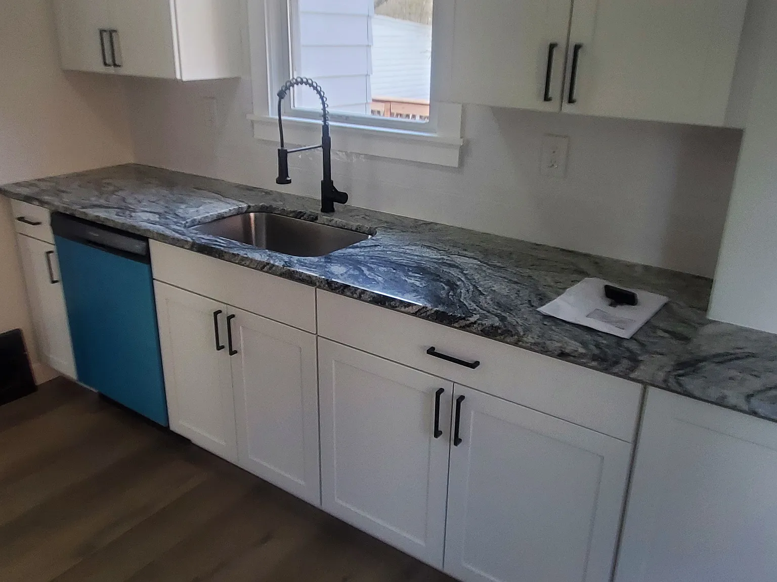 3 bed, 1128 sqft, $1,400 — Photo 3