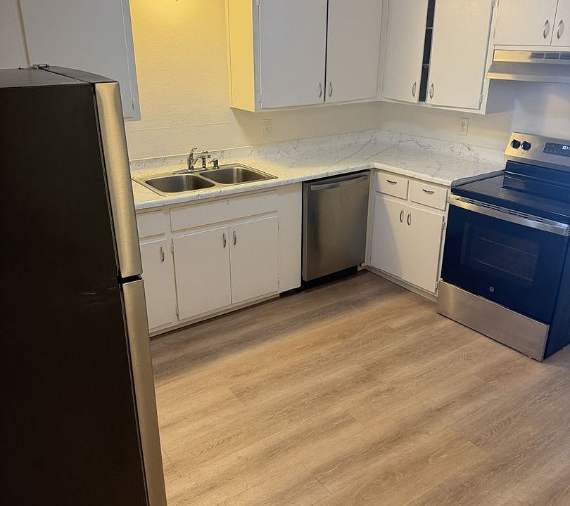 1st image of 880 Conrad Ct APT S