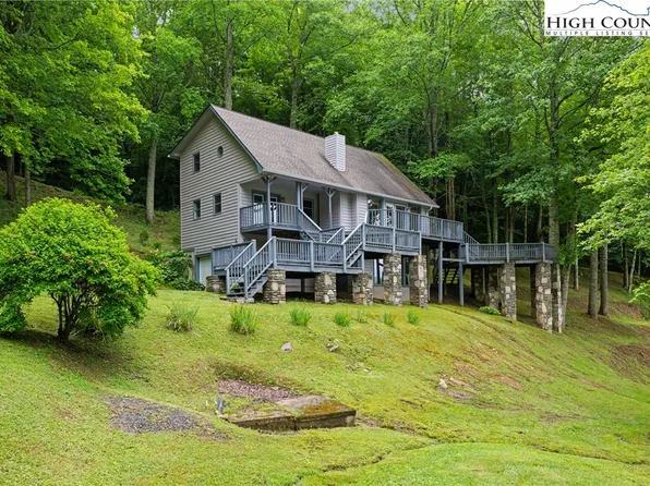 155 Green Valley Heights, Sugar Grove, NC 28679