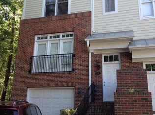 6101 Bordesley Ct, Raleigh, NC 27609