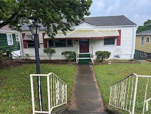 1st image of 1429 33rd St