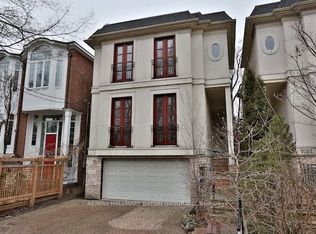 1020 Spadina Rd #C04, Toronto, ON M5N 2M6