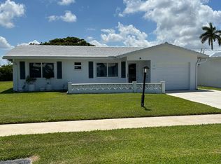 1011 SW 18th St, Boynton Beach, FL 33426