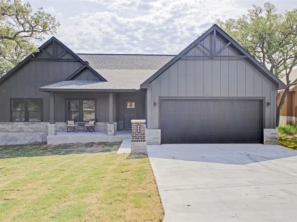 505 Chantilly Ln, Spicewood, TX 78669