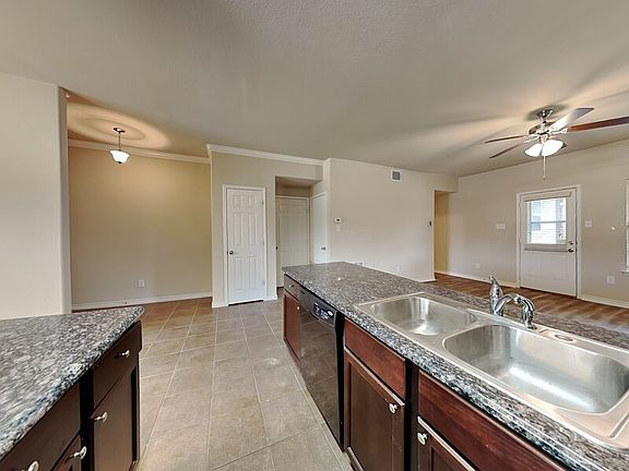 5th image of 1329 Villa Paloma Blvd