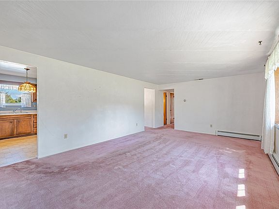 4th image of 119 Kimberly Dr