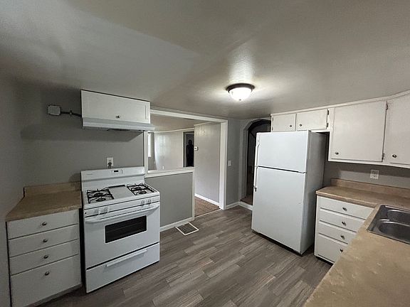4th image of 309 28th Ave