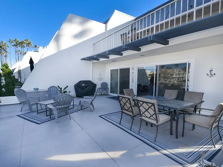 63 Antigua Court — Photo 9