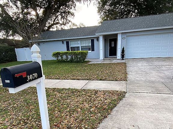 5th image of 3070 Riverbrook Dr