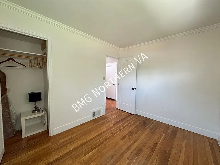 1909 Rollins Dr — Photo 49