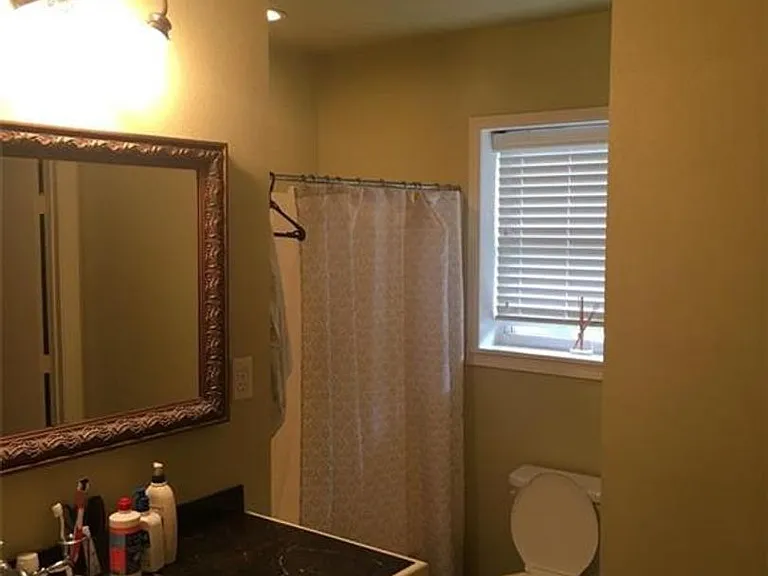 231 E Prospect St — Photo 13