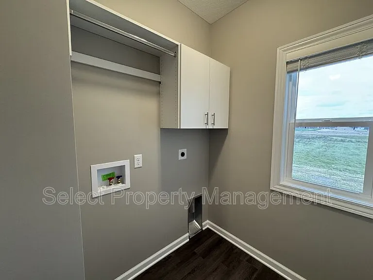 11072 Iron Works Way — Photo 11