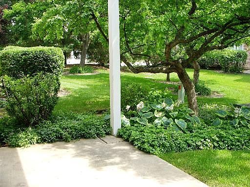 2nd image of 1410 Wentworth Ct
