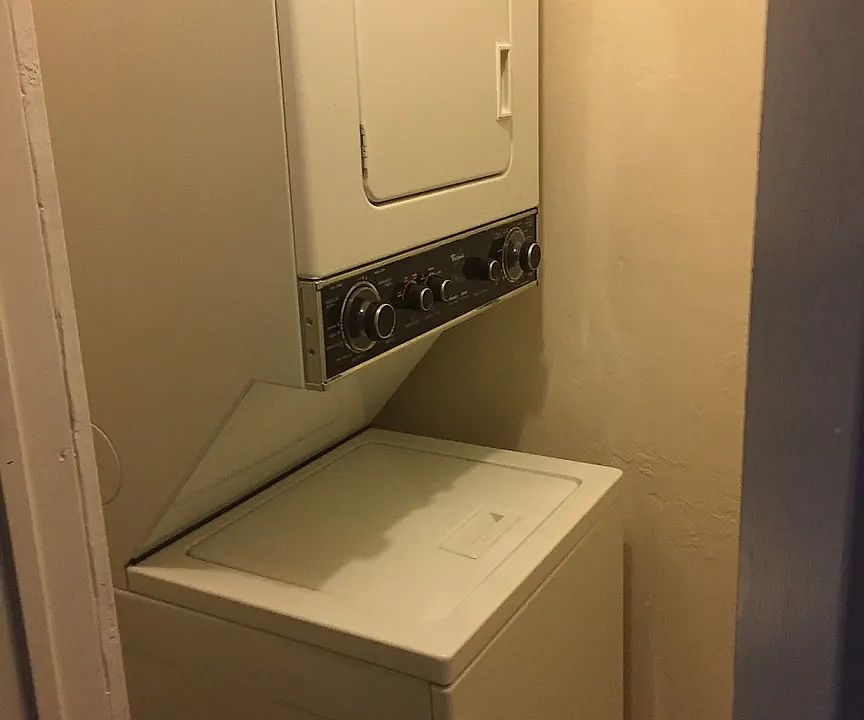 2nd image of 5125 NE 22nd Ave