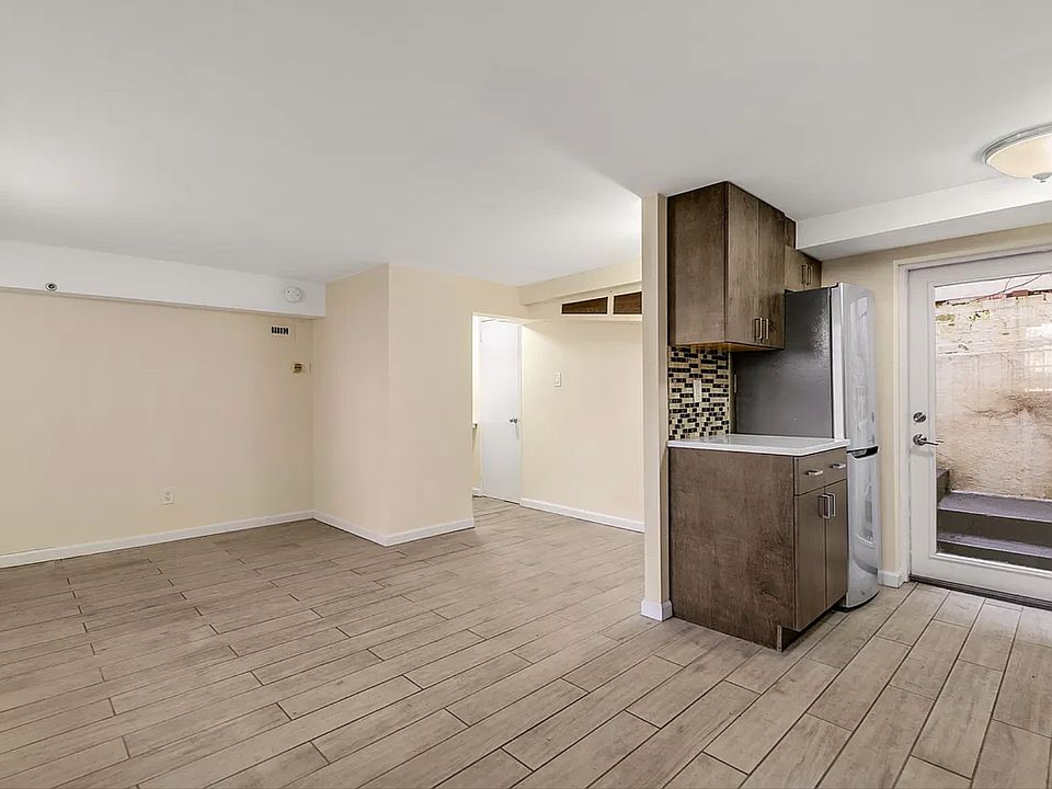 1st image of 93 Barrow St APT 1