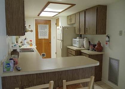 4th image of 918 Wildflower St
