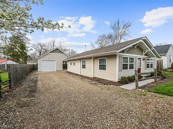 2nd image of 267 Rustic Rook Rd