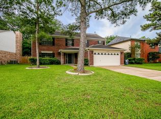 7818 Sunny Ridge Dr, Houston, TX 77095