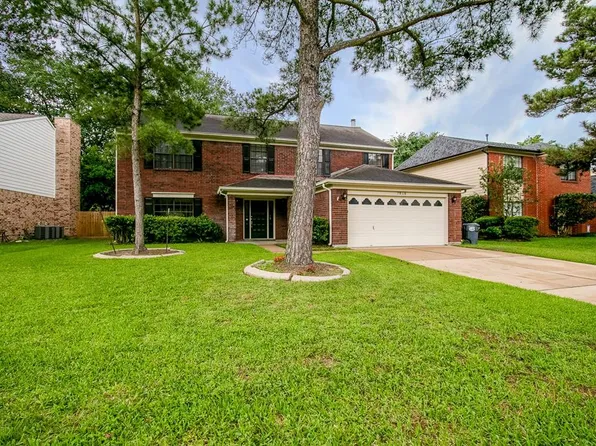 7818 Sunny Ridge Dr, Houston, TX 77095