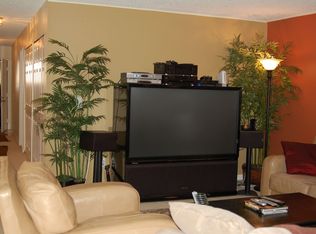 12003 100th Ave NE APT 102, Kirkland, WA 98034