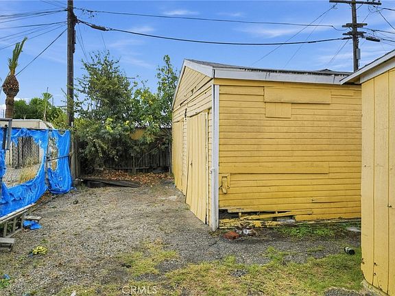 3rd image of 1014 W 76th St