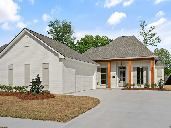 17452 Lions Ear Ln, Prairieville, LA 70769