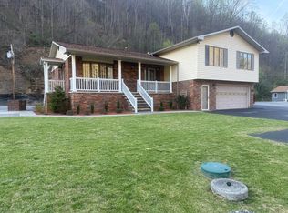1077 Navigator Rd, Grundy, VA