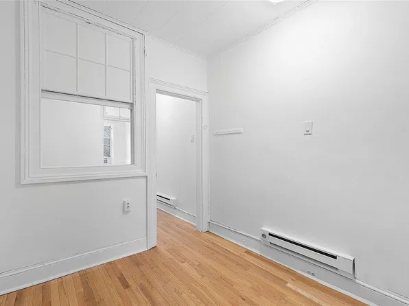 121 Washington Street image 9 of 11