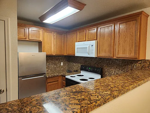 2909 Huntington Blvd Photo 1