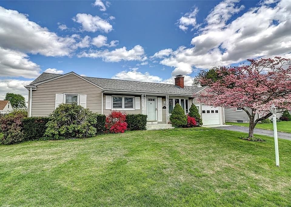 1st image of 40 Bellevue Blvd