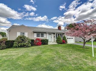 40 Bellevue Blvd, Rumford, RI 02916