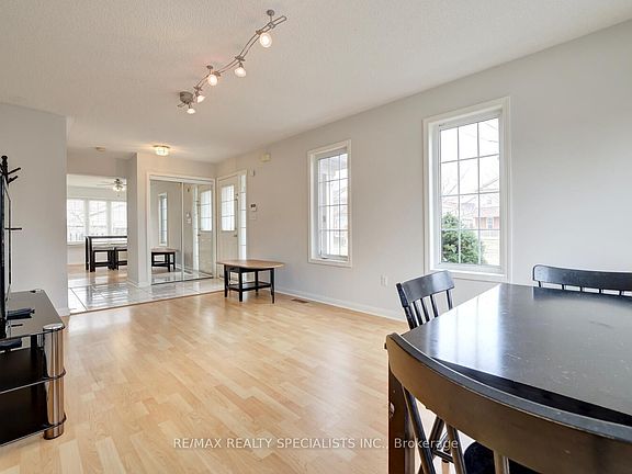 5th image of 5 Freedom Gate