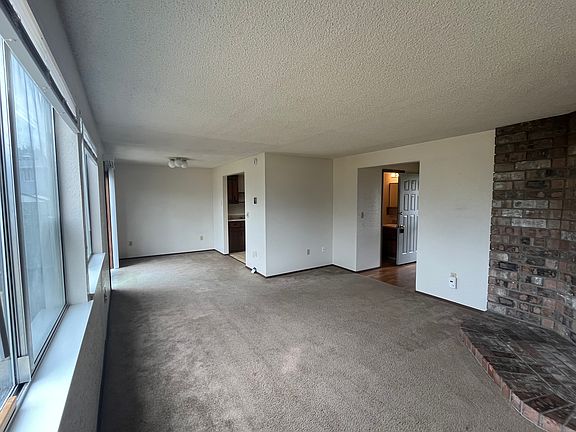 2nd image of 1004 11th Ave NW