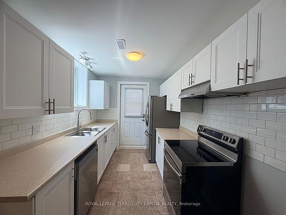 2nd image of 28 Brighton Rd