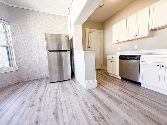 2nd image of 23 Agassiz St #33