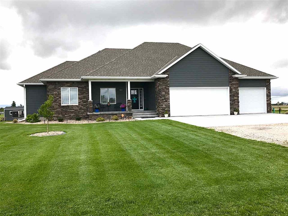 1st image of 9120 Pleasant Valley Dr