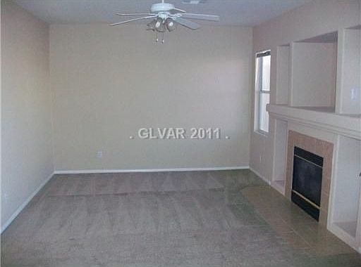 4th image of 1054 Country Skies Ave