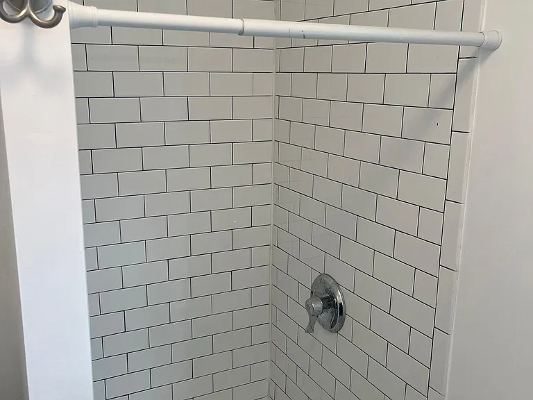 4078 Pechin St #1R — Photo 8