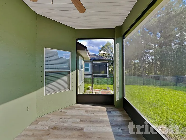 13698 Devan Lee Dr N — Photo 15