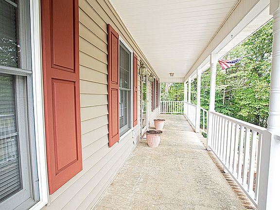 2nd image of 204 Saint Augustine Dr