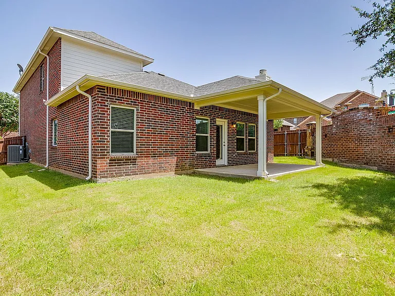 3801 Weatherstone Dr — Photo 46