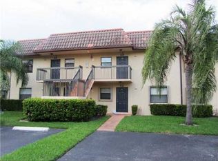 10445 NW 11th St, Pembroke Pines, FL 33026