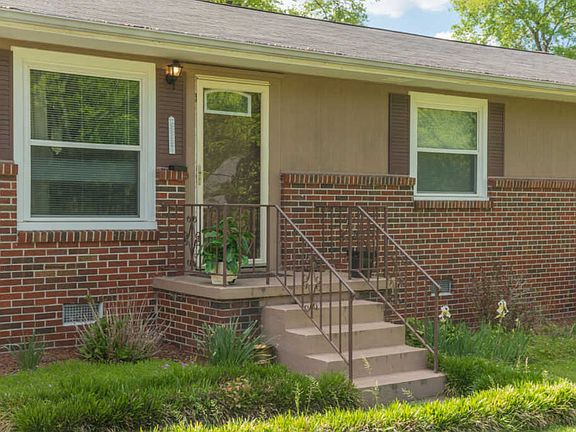2nd image of 82 Greens Lake Cir