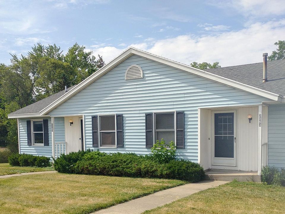 2541 Burton St SE Grand Rapids MI 49546 Zillow